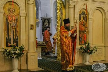 ХРИСТОС ВОСКРЕСЕ!