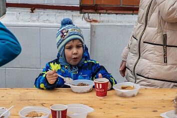 Праздник Масленицы на приходе Троицкого храма