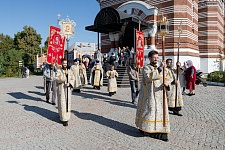 Перенесение мощей святых благоверных князей Петра и Февронии Муромских