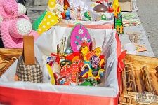 День Жен-Мироносиц