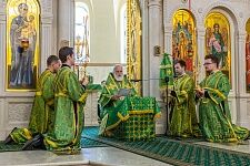 Престольный праздник Троицкого храма. Архиерейское богослужение