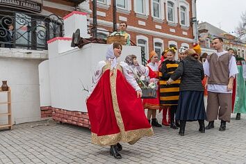 Пасхальные гуляния на приходе Троицкого  храма