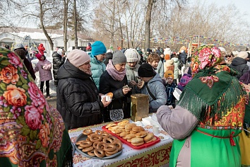 Масленичные гуляние на приходе Троицкого храма г. Коломны (Щурово)