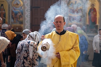 Божественная Литургия в воскресенье, на неделе третьей по Пятидесятнице