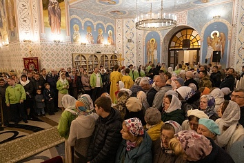 Святейший Патриарх Московский и всея Руси Кирилл совершил чин Великого освящения Троицкого храма г. Коломна (Щурово).