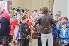 День Жен-Мироносиц