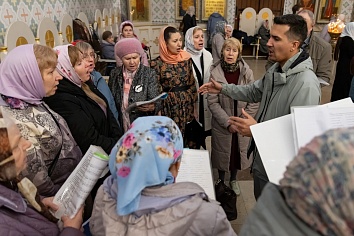 Воскресное Богослужение 26 апреля, на неделе третьей по Пасхе, святых Жен - мироносиц