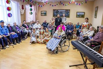 Поездка в дом-интернат "Ветеран"