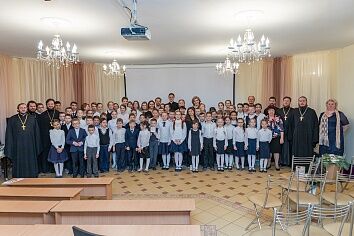 Престольный праздник Троицкого храма и 20-летие Православной гимназии святителя Филарета Московского 