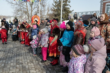 Масленичные гуляние на приходе Троицкого храма г. Коломны (Щурово)