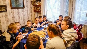 Акция Согреем Детские Сердца на приходе Троицкого храма