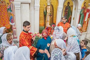 День жен-мироносиц