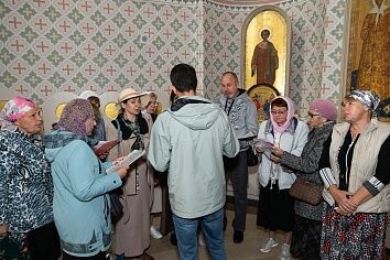 Перенесение мощей святых благоверных князей Петра и Февронии Муромских