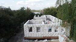 Кладка стен здания - 9 сентября