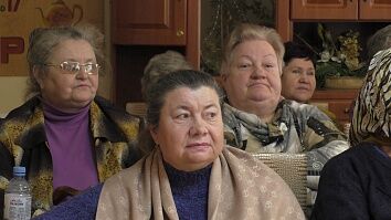 Продолжая поздравлять