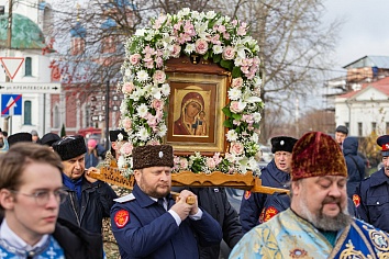 Праздничные мероприятия посвященные празднованию Казанской иконы Божией Матери и Дню народного единства.