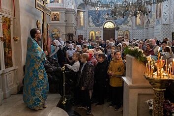 Покров Пресвятой Богородицы