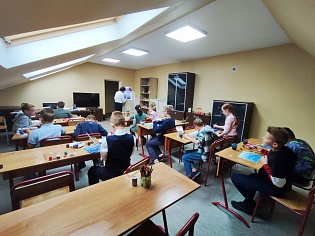 Занятия в Воскресной школе продолжаются!