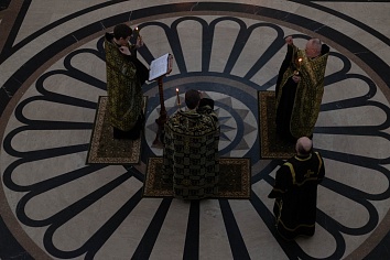 Утреня с чтением Великого канона преподобного Андрея Критского и жития преподобной Марии Египетской