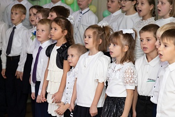 Занятия в Воскресной школе - Концерт ко Дню Рождения Социально-Реабилитационнго центра!