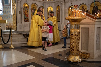 Божественная Литургия в воскресенье, на неделе девятой по Пятидесятнице