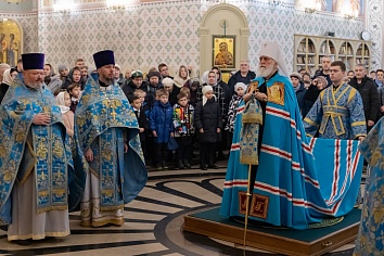 Введение (Вход) во Храм Пресвятой Владычицы нашей Богородицы и Приснодевы Марии