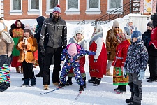 Широкая Масленица на приходе Троицкого храма