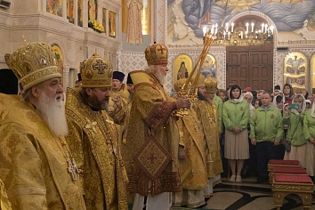 Святейший Патриарх Московский и всея Руси Кирилл совершил чин Великого освящения Троицкого храма г. Коломна (Щурово).
