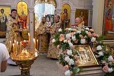 Перенесение мощей святителя и чудотворца Николая из Мир Ликийских в Бар