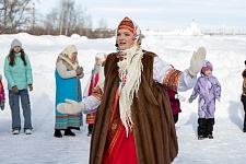 Широкая Масленица на приходе Троицкого храма