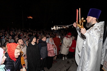 Праздничное богослужение Светлого Христова Воскресения