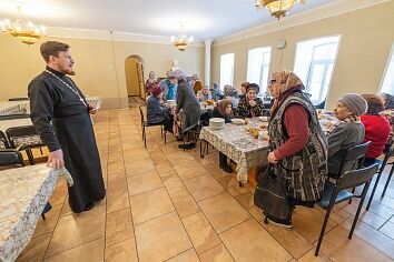 Визит патронажных прихожанок