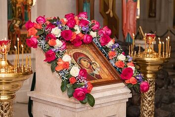 Всенощное бдение в канун праздника Казанской иконы Божией Матери