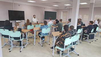 Занятия в Воскресной школе - Раскрывая детские сердца!