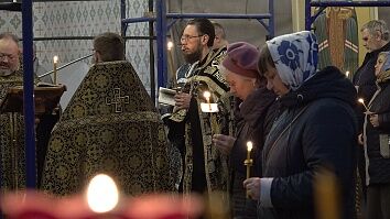 Торжественная служба вечером Великого Четверга