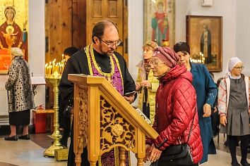 Воздвижение Честнаго и Животворящего Креста Господня