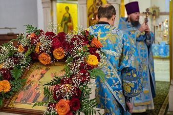 Престольный праздник храм - Введение во храм Пресвятой Богородицы