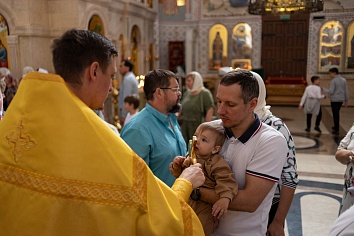 Божественная Литургия в воскресенье, на неделе девятой по Пятидесятнице
