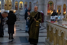 Богослужение Великой Пятницы с Выносом Плащаницы