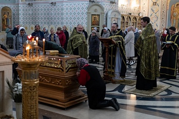 Богослужение Великой Пятницы с Выносом Плащаницы