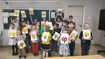 Занятия в Воскресной школе - Раскрывая детские сердца!