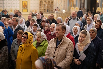 Воздвижения Честного и Животворящего Креста Господня