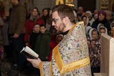 Утренняя Божественная литургия. Адамово изгнание