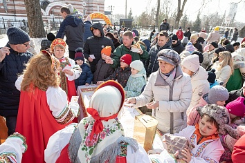 Масленичные гуляние на приходе Троицкого храма г. Коломны (Щурово)