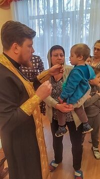 Причастие детей-инвалидов 