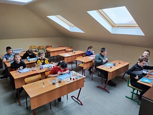 Занятия в Воскресной школе помогают жить в мире и согласии с ближними