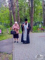Панихида на щуровском кладбище