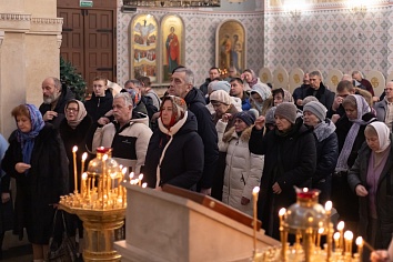 Божественная Литургия в воскресенье, на неделе двадцать девятой по Пятидесятнице