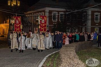 ХРИСТОС ВОСКРЕСЕ!