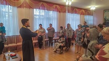 Причастие детей-инвалидов 